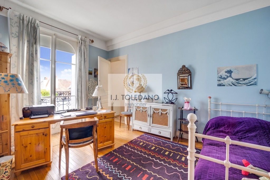 appartement 5 pièces en vente sur LE RAINCY (93340)